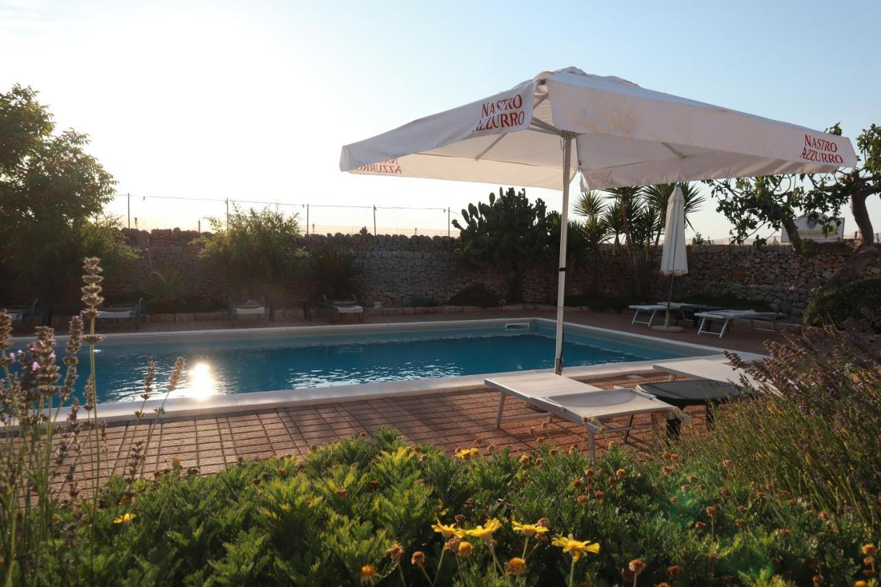 Agriturismo Masseria Alberotanza コンヴェルサーノ エクステリア 写真